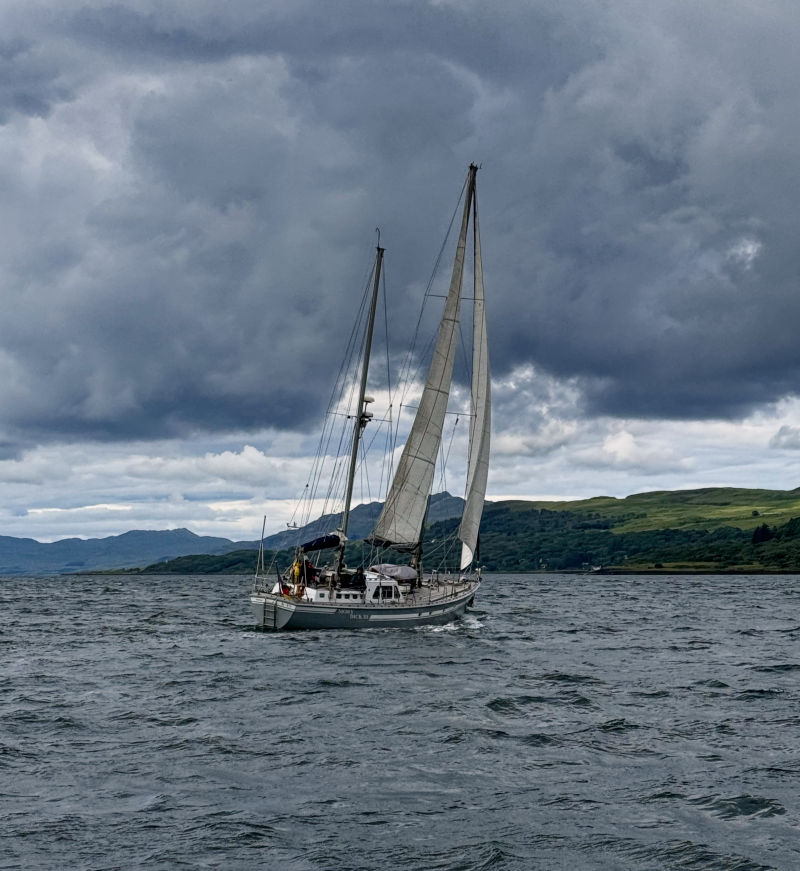 Moby Dick III kreuzt in Schottland 